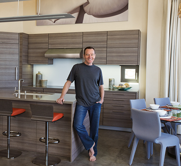 Брайан Крэнстон показал дом