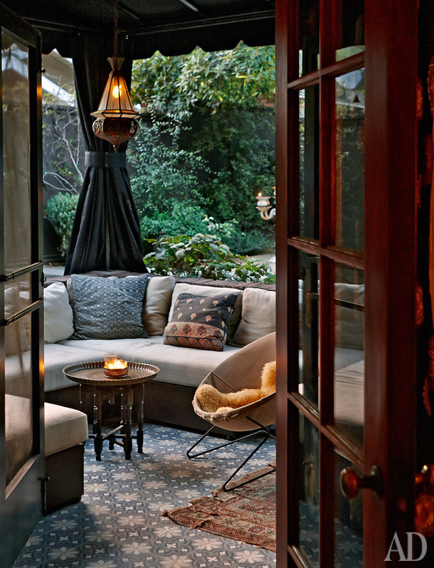 Актер Уолтон Гоггинс показал дом